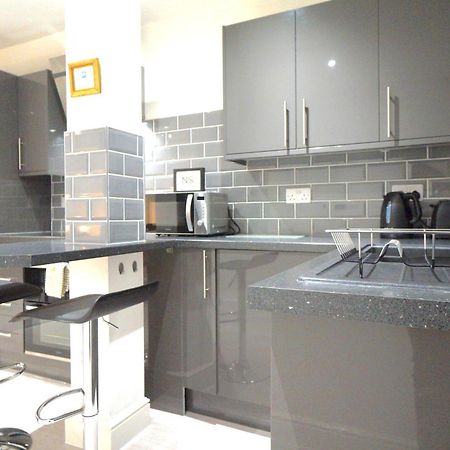Premium Apartments Thatcham Broadway Dış mekan fotoğraf