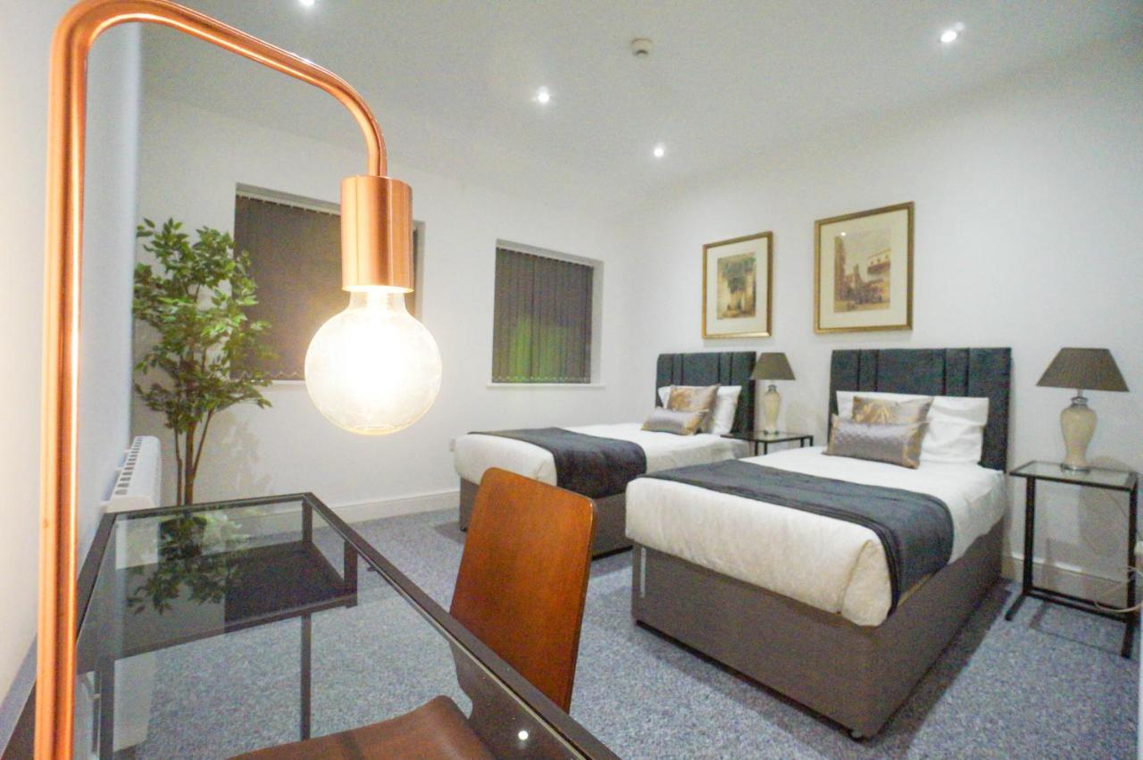 Premium Apartments Thatcham Broadway Dış mekan fotoğraf