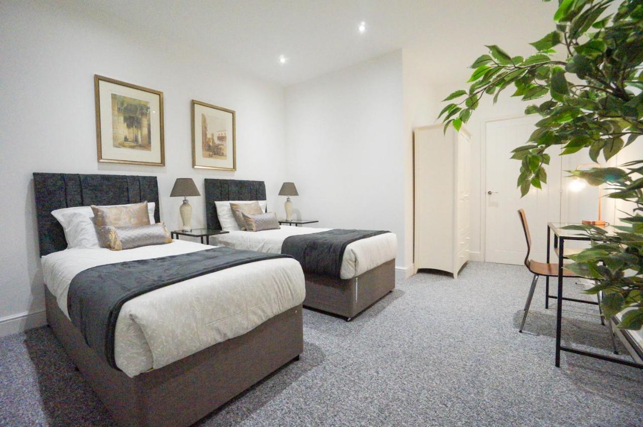 Premium Apartments Thatcham Broadway Dış mekan fotoğraf