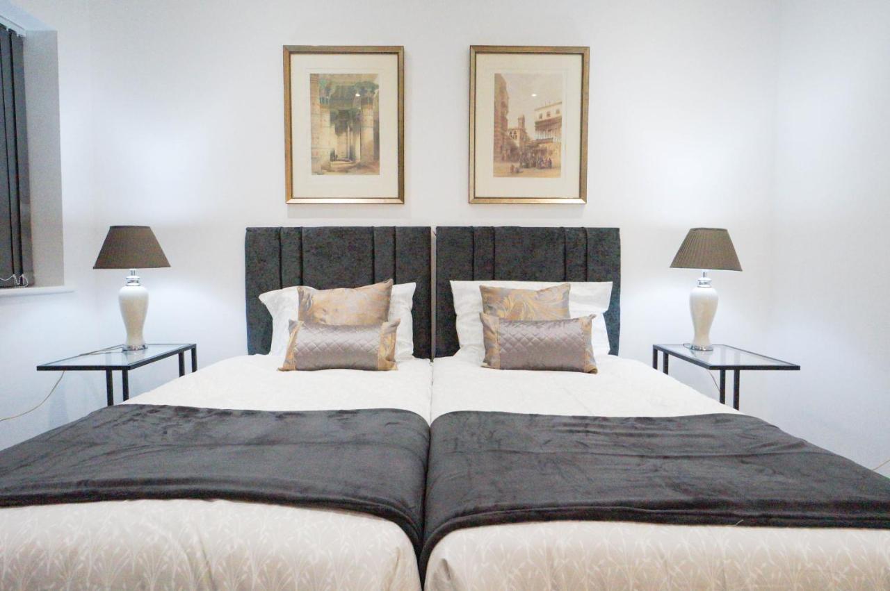 Premium Apartments Thatcham Broadway Dış mekan fotoğraf