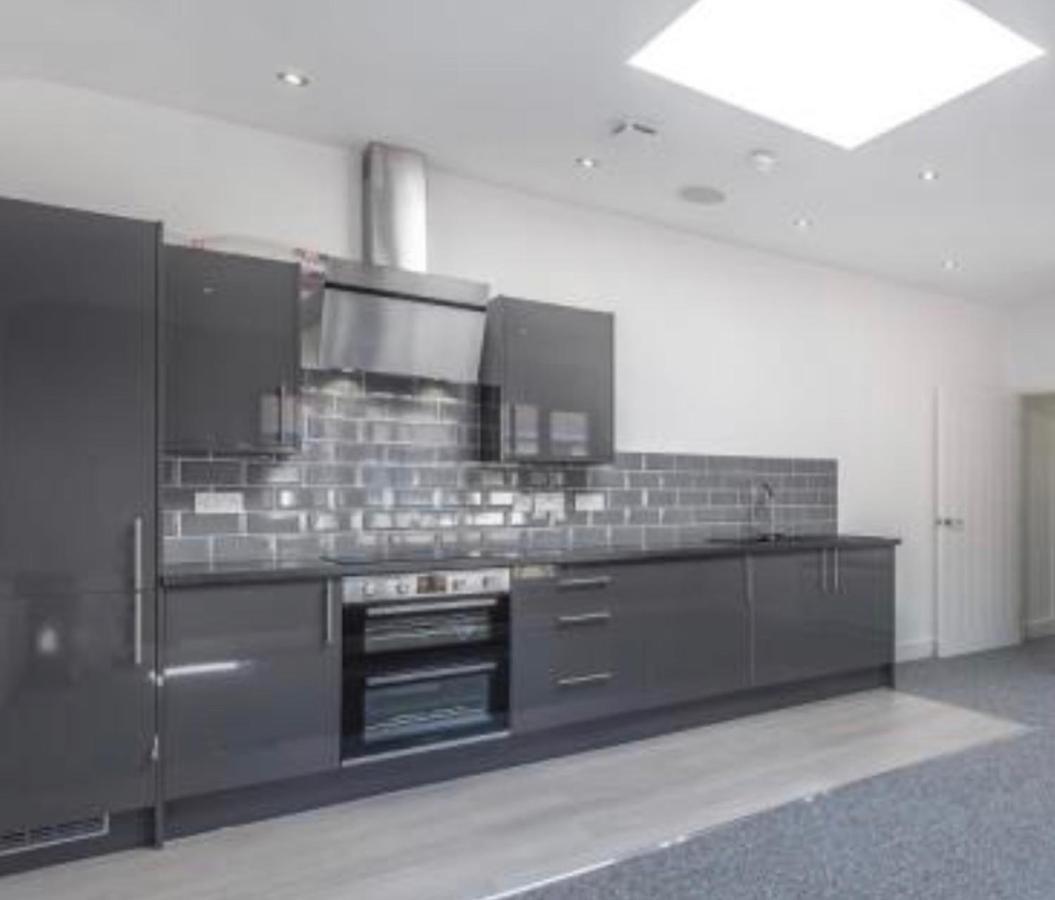 Premium Apartments Thatcham Broadway Dış mekan fotoğraf