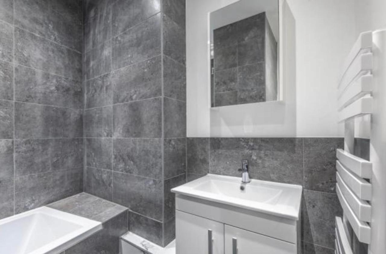 Premium Apartments Thatcham Broadway Dış mekan fotoğraf
