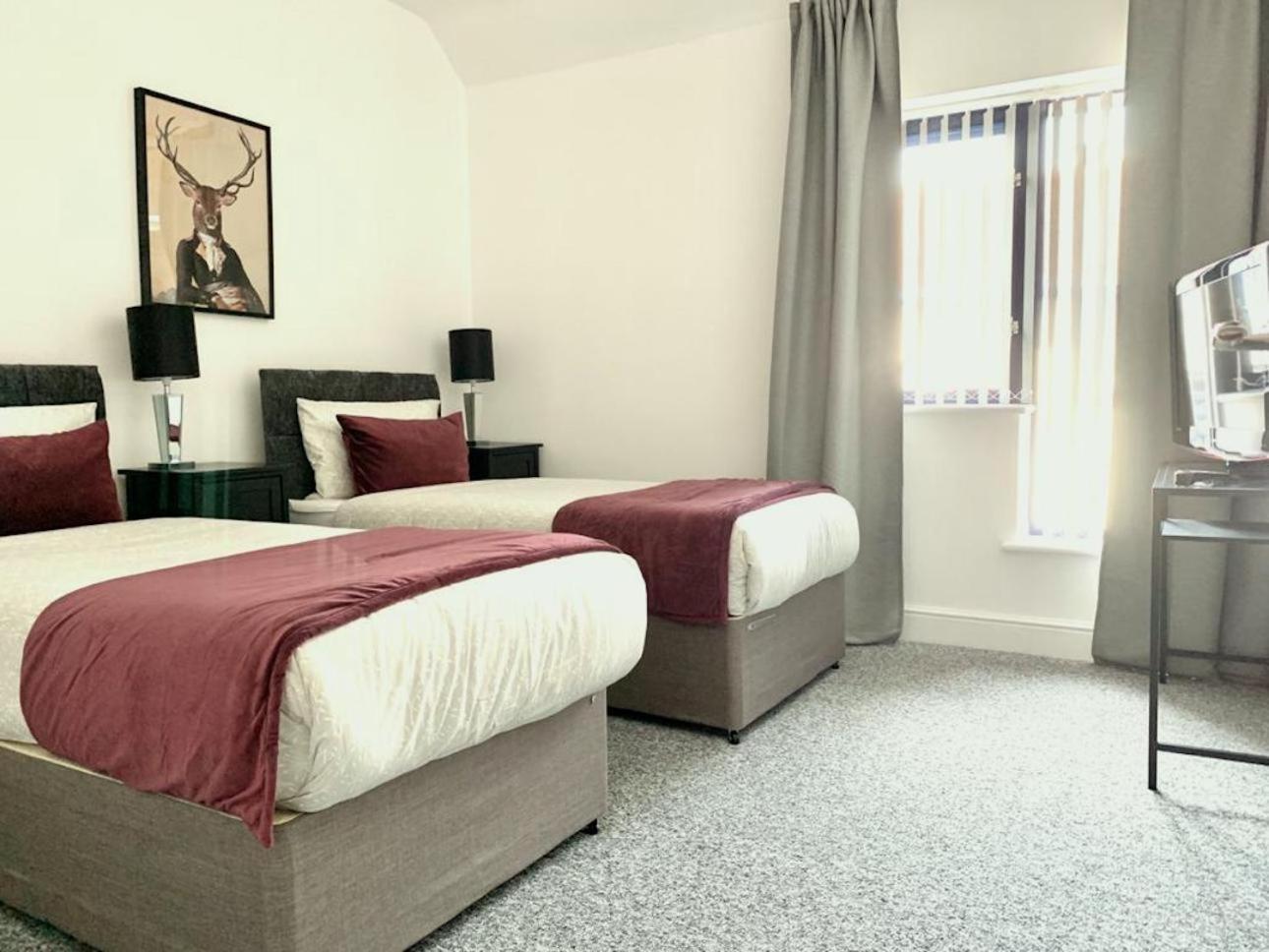 Premium Apartments Thatcham Broadway Dış mekan fotoğraf